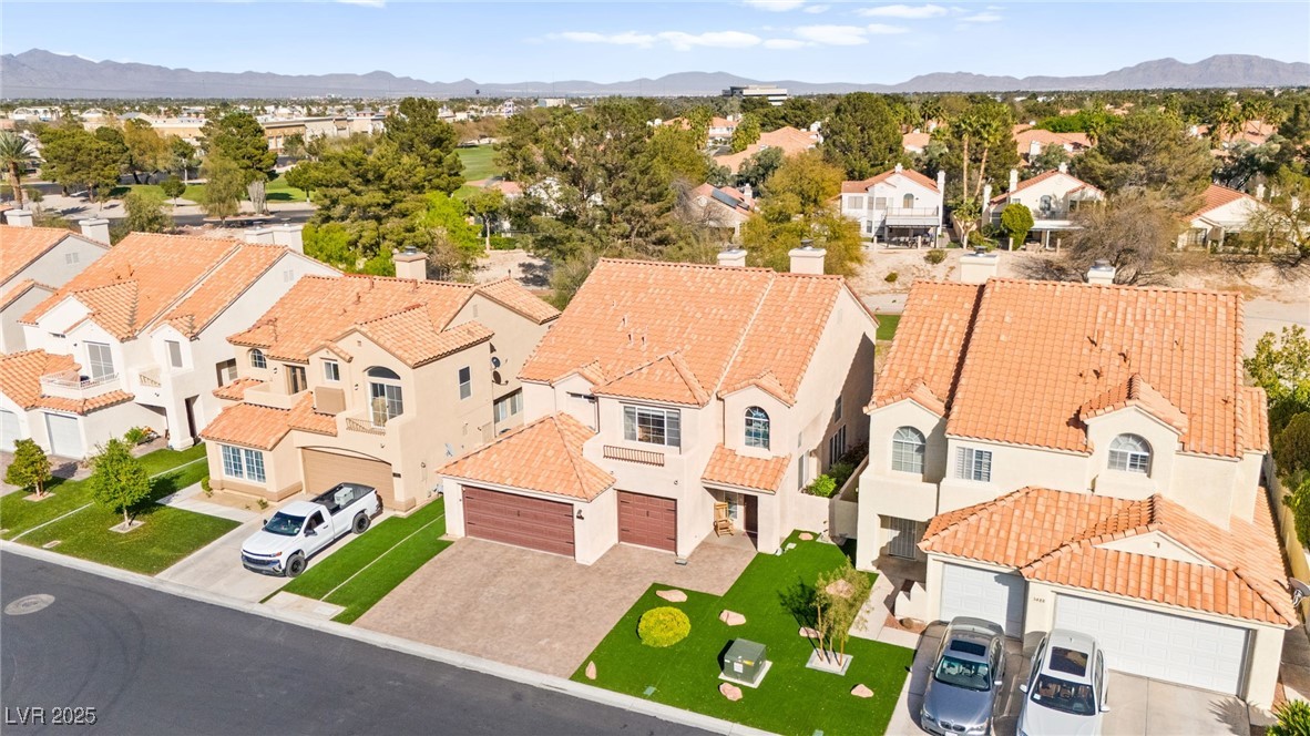 5492 Royal Vista Lane