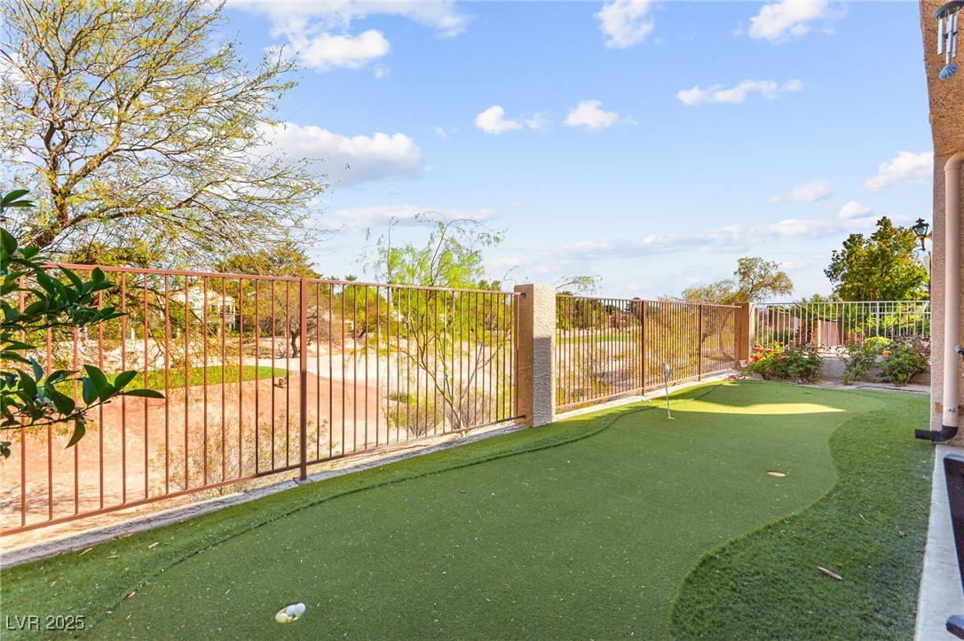 5492 Royal Vista Lane