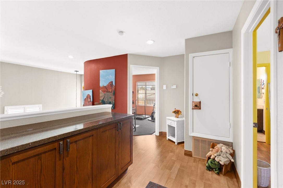 5492 Royal Vista Lane