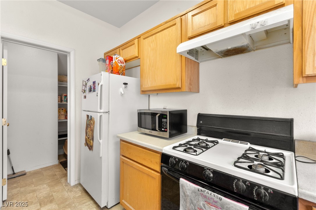 6575 Buster Brown Avenue 102