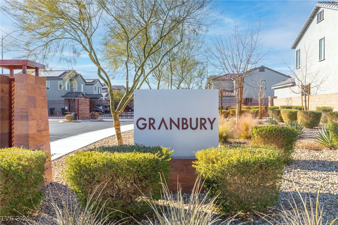 4368 Latitude Valley Court
