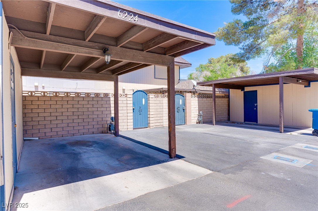 6224 Meadow Vista Lane