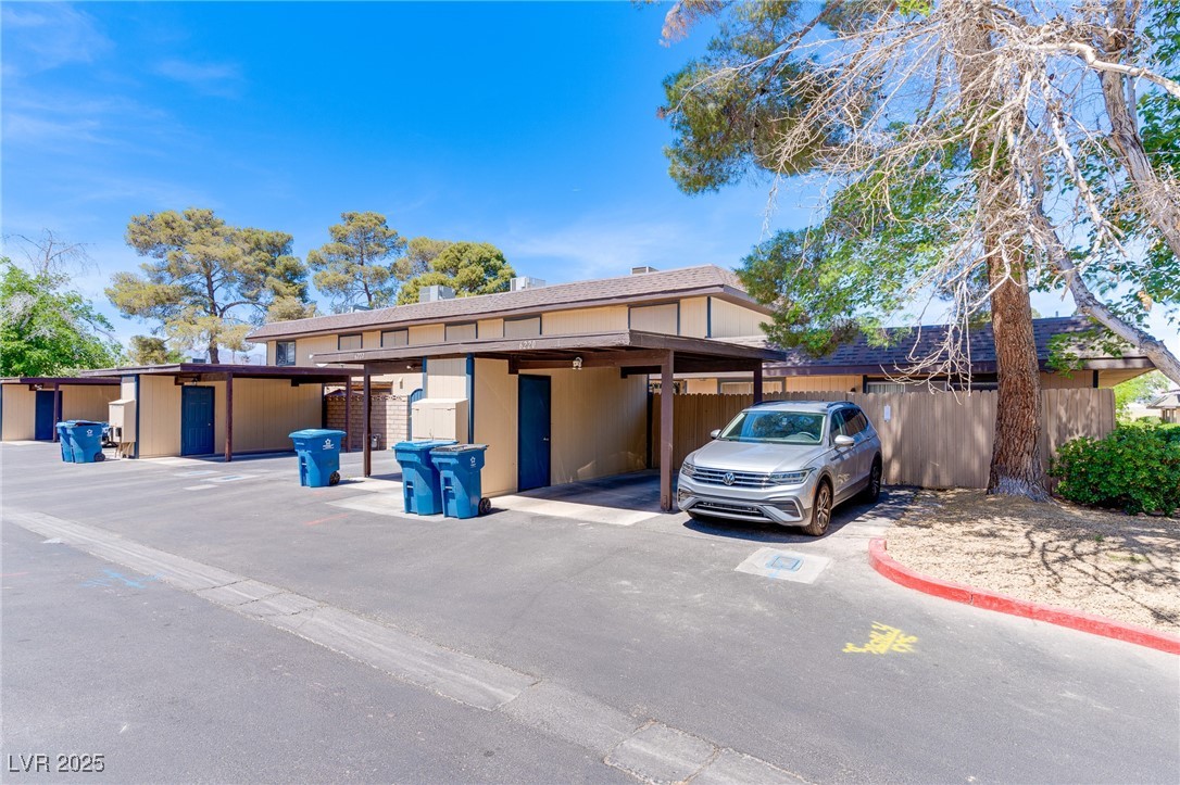 6224 Meadow Vista Lane