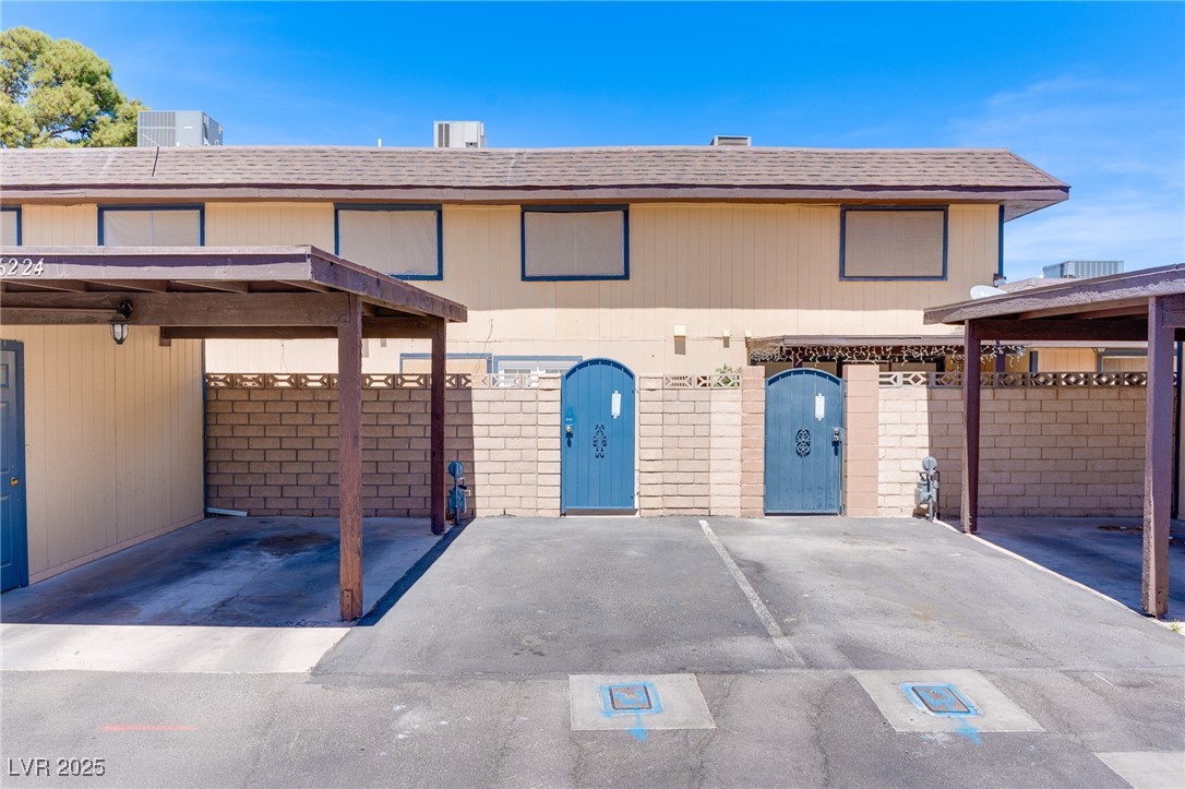 6224 Meadow Vista Lane
