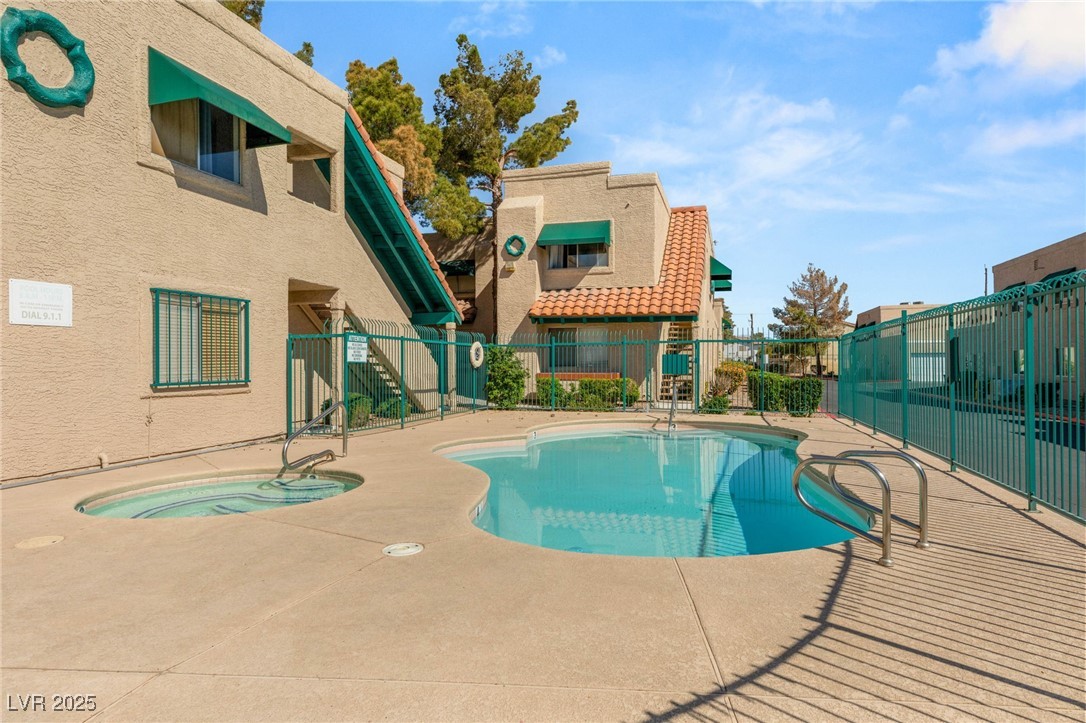 6750 Del Rey Avenue 226
