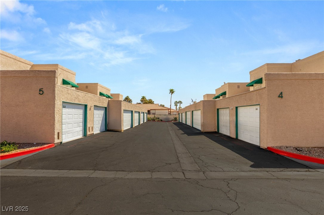 6750 Del Rey Avenue 226