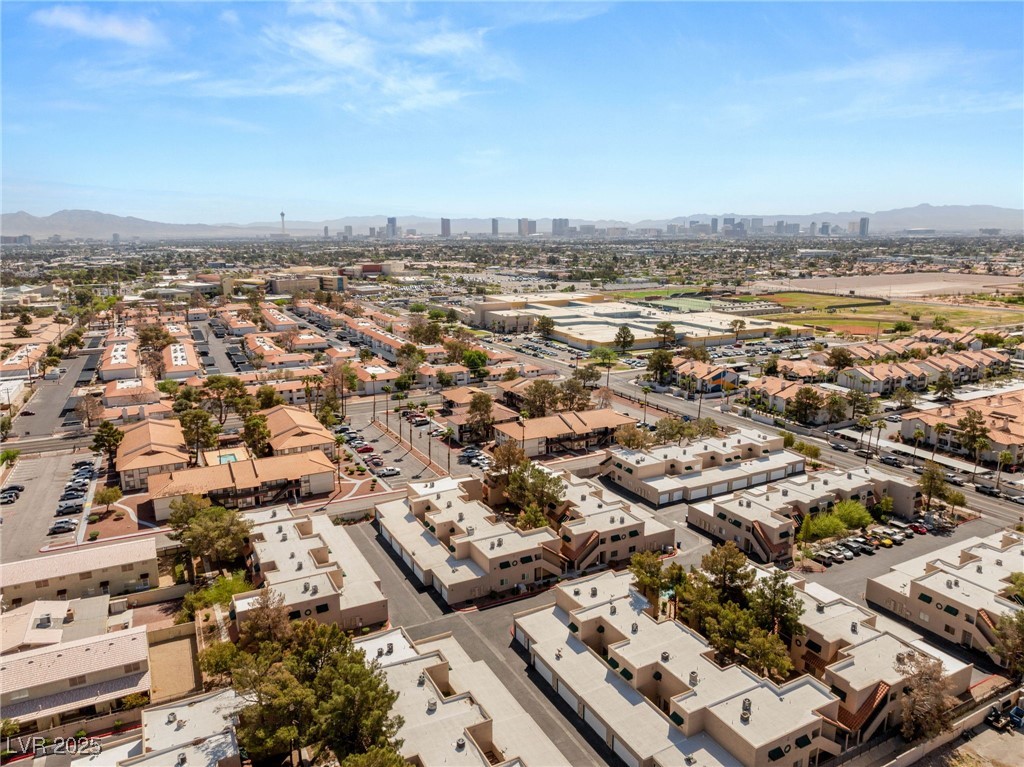 6750 Del Rey Avenue 226
