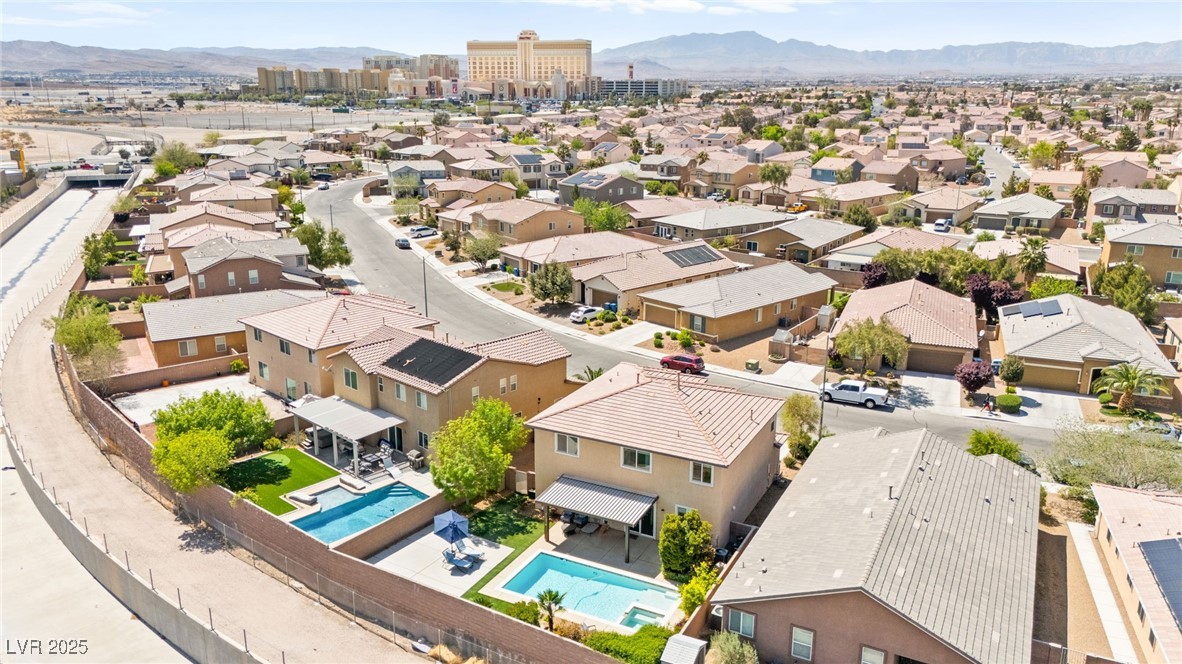 9588 Vital Crest Street