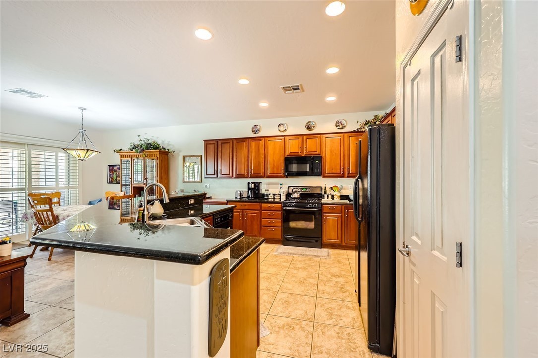 2213 Carrier Dove Way