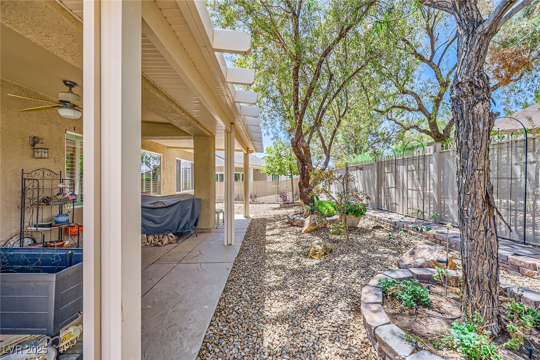 2213 Carrier Dove Way