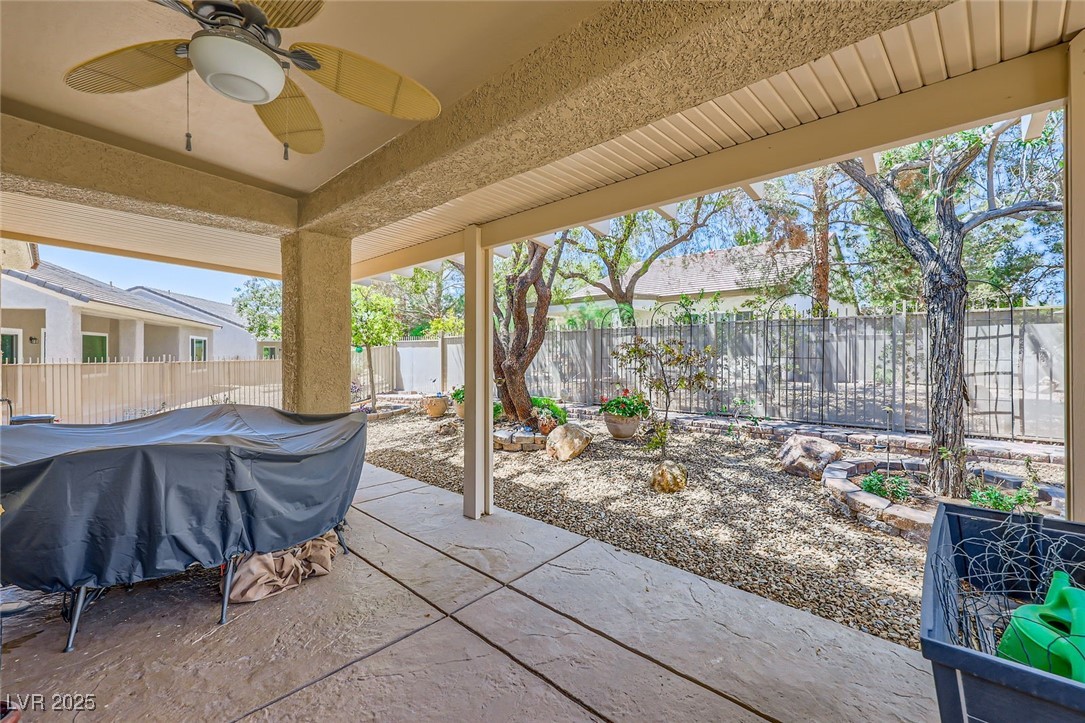 2213 Carrier Dove Way
