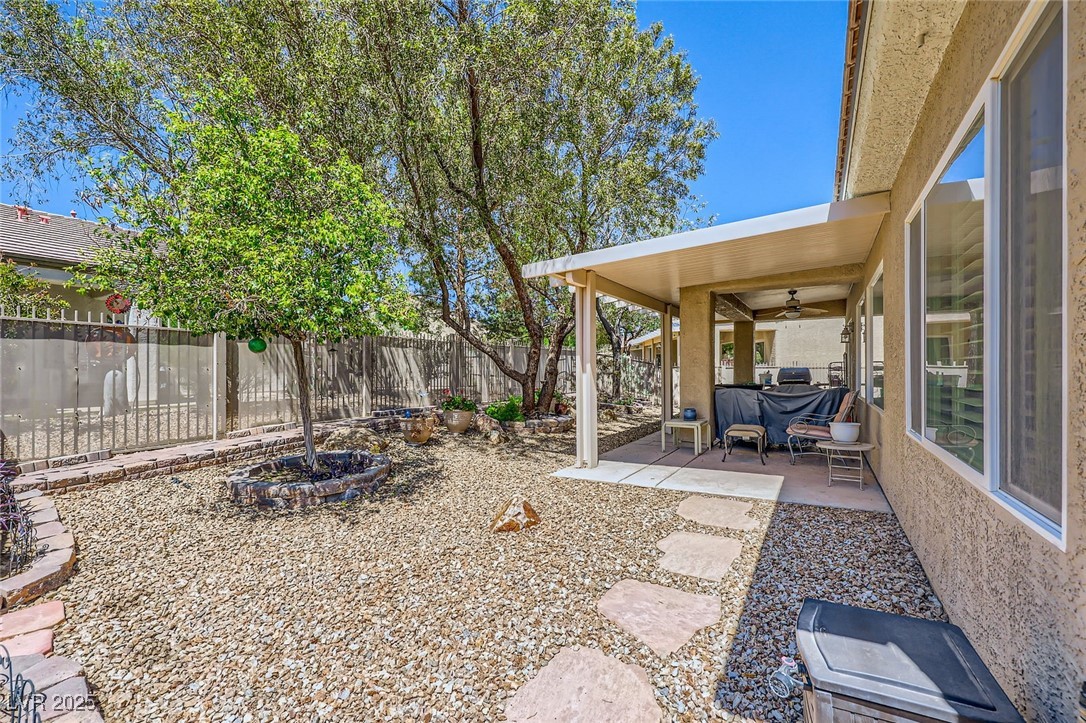 2213 Carrier Dove Way