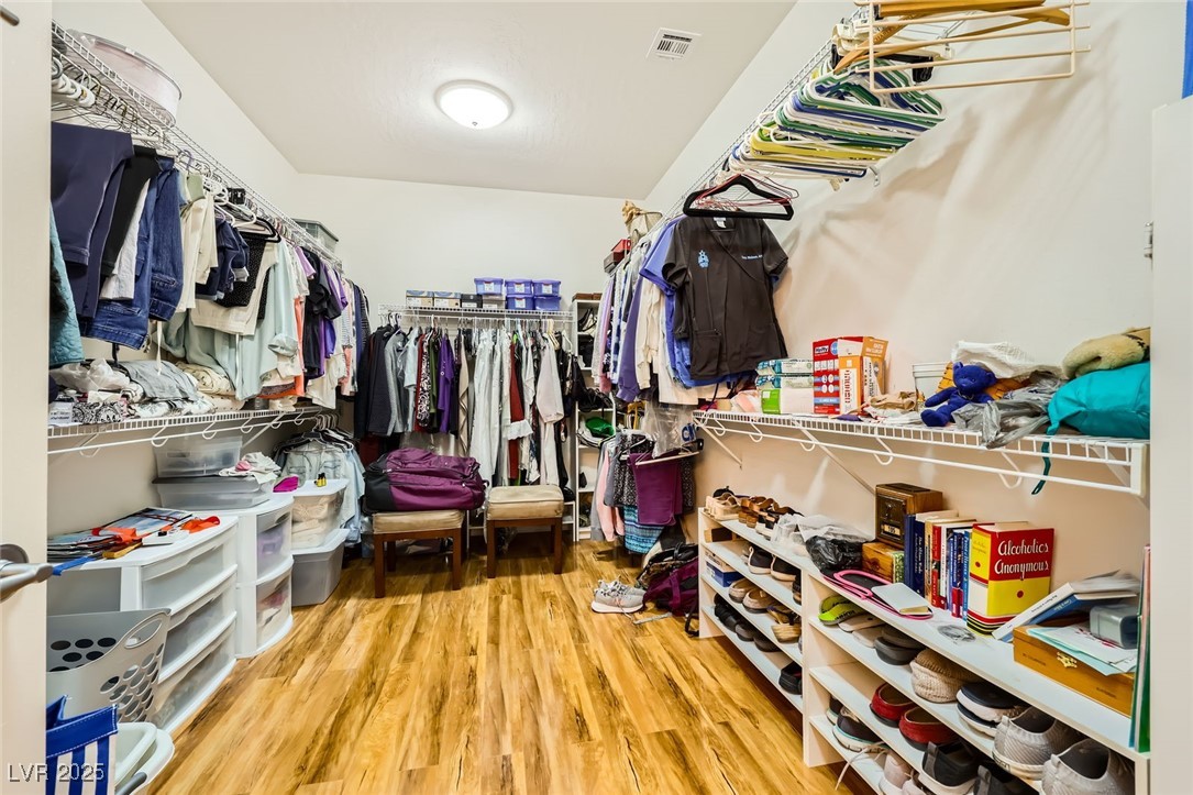 2213 Carrier Dove Way