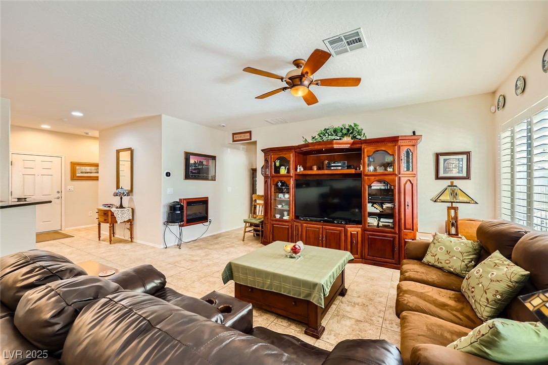 2213 Carrier Dove Way