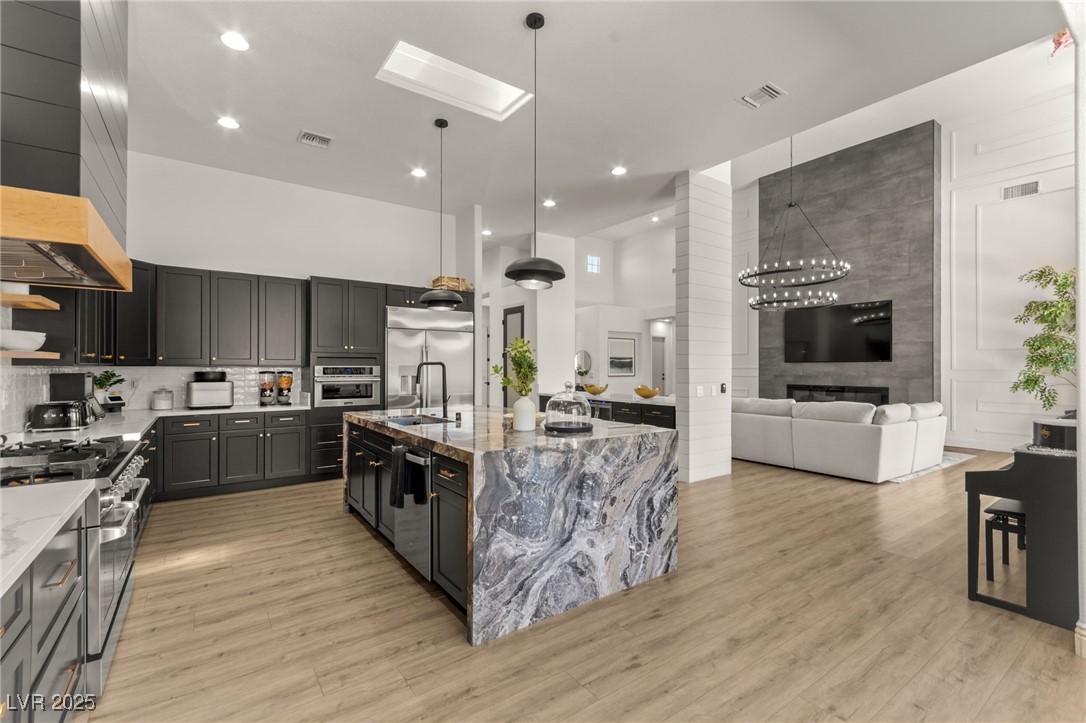 29 Plum Hollow Drive