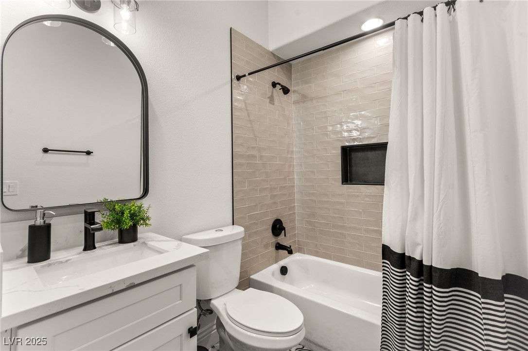 29 Plum Hollow Drive