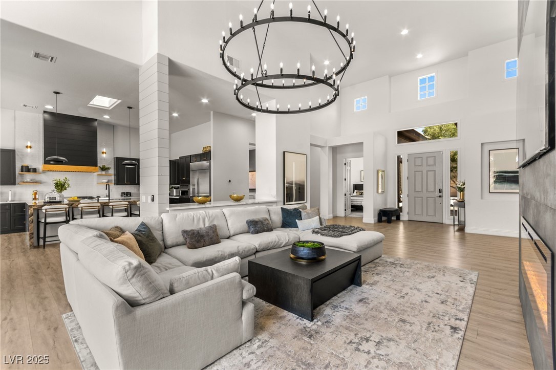 29 Plum Hollow Drive