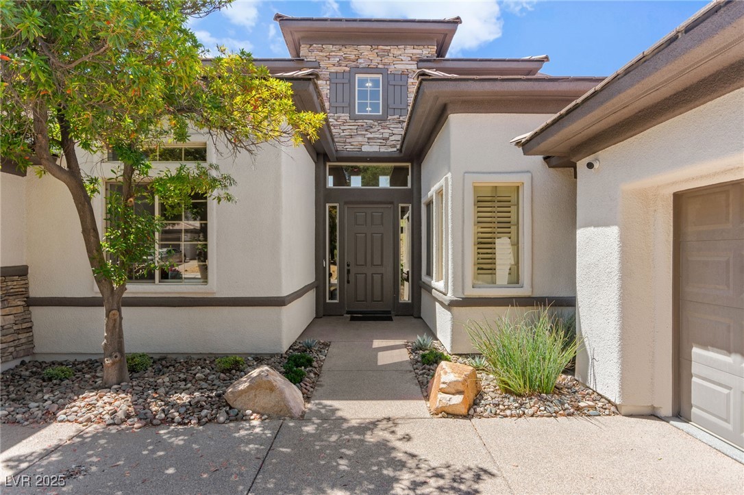 29 Plum Hollow Drive