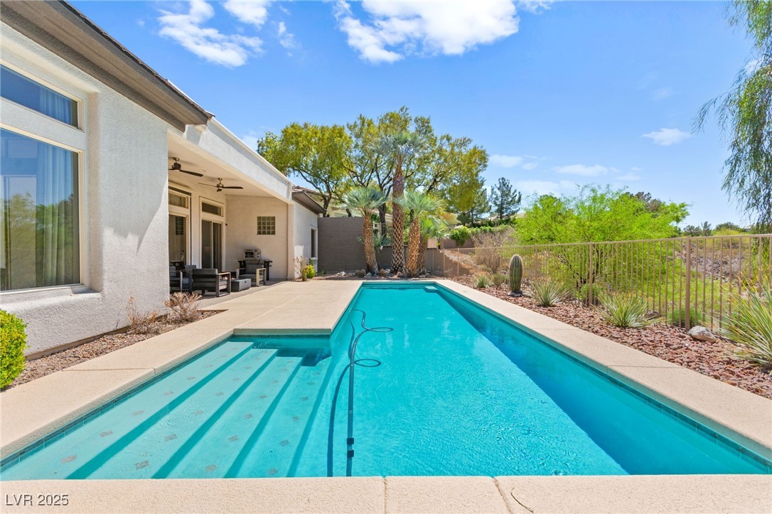 29 Plum Hollow Drive