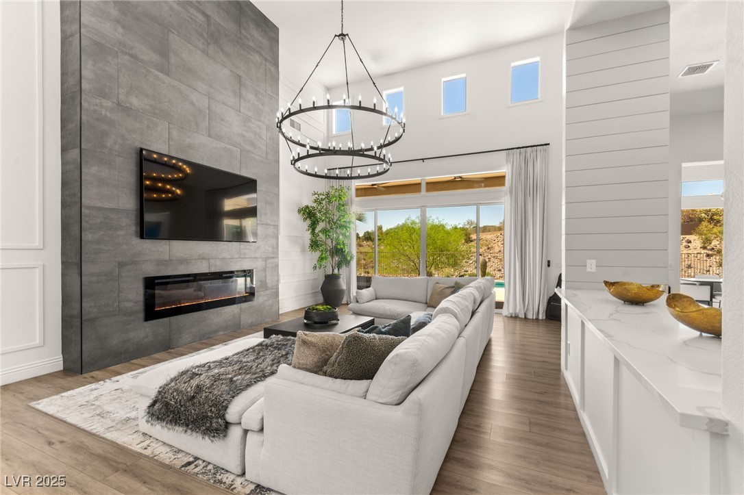 29 Plum Hollow Drive