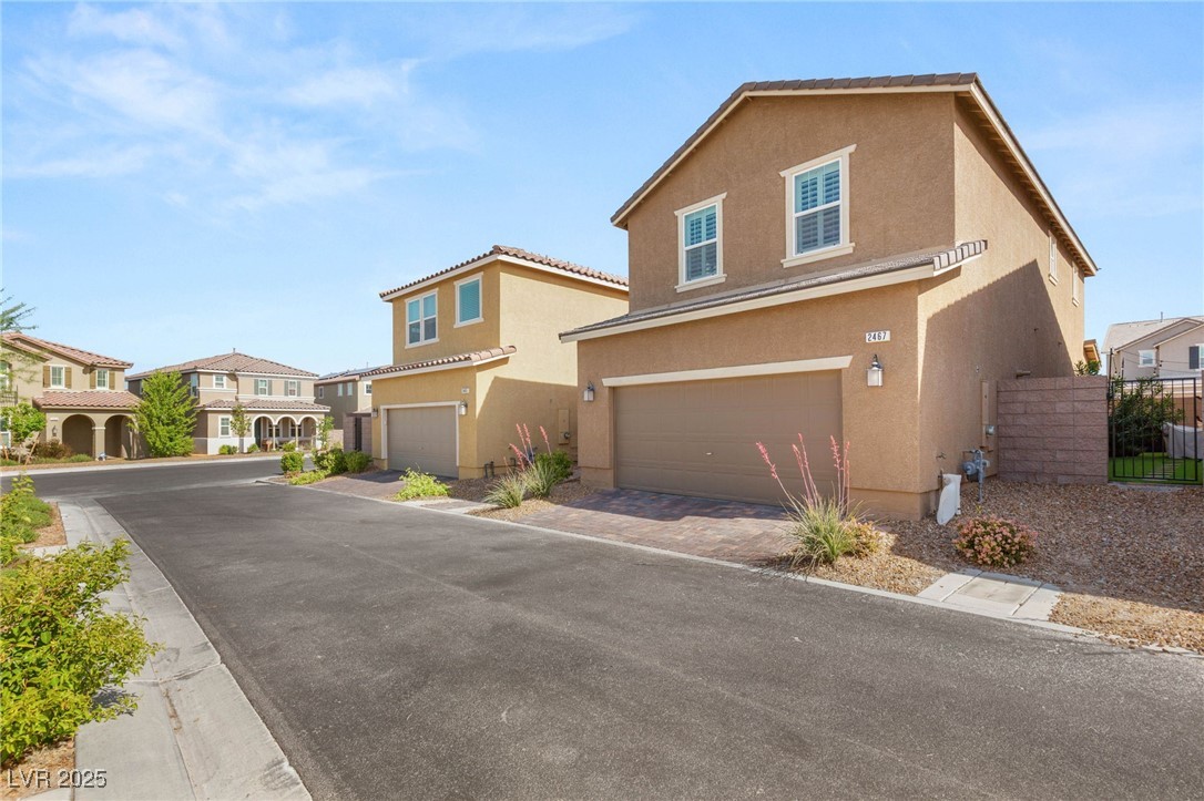 2467 Bellinzona Place