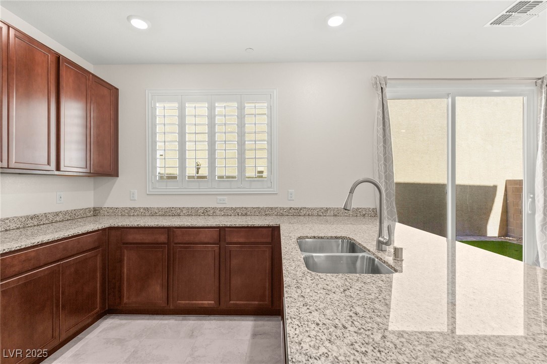 2467 Bellinzona Place