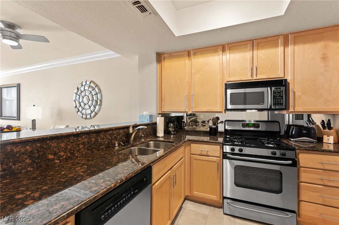 220 East Flamingo Road 111