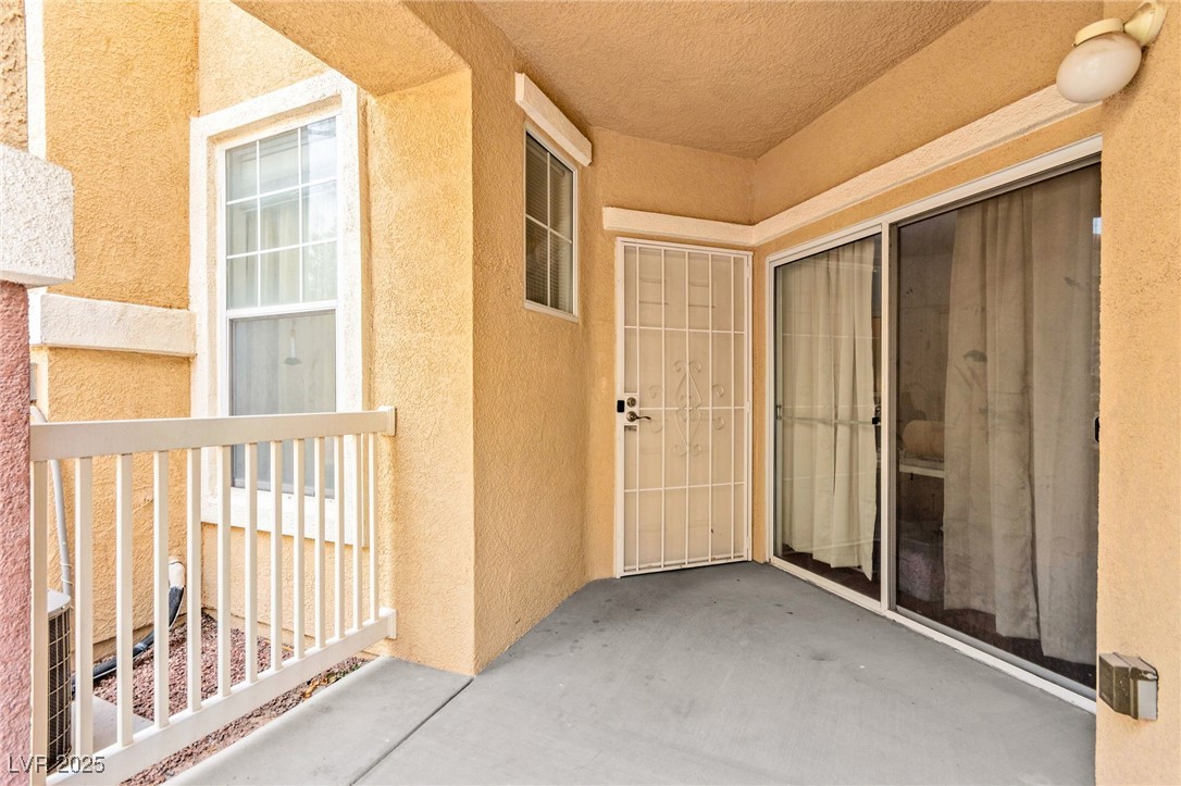 5855 Valley Drive 1101