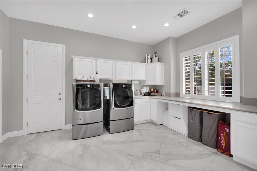 2208 Point Rock Lane