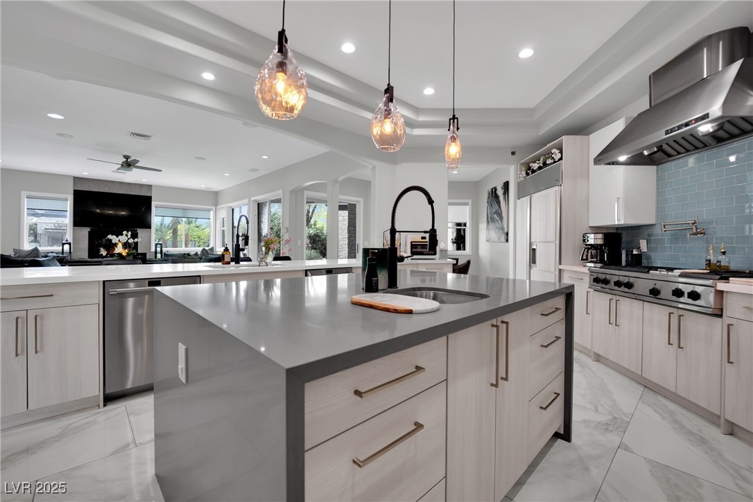 2208 Point Rock Lane