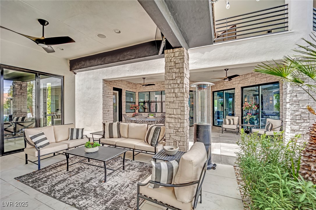 2208 Point Rock Lane