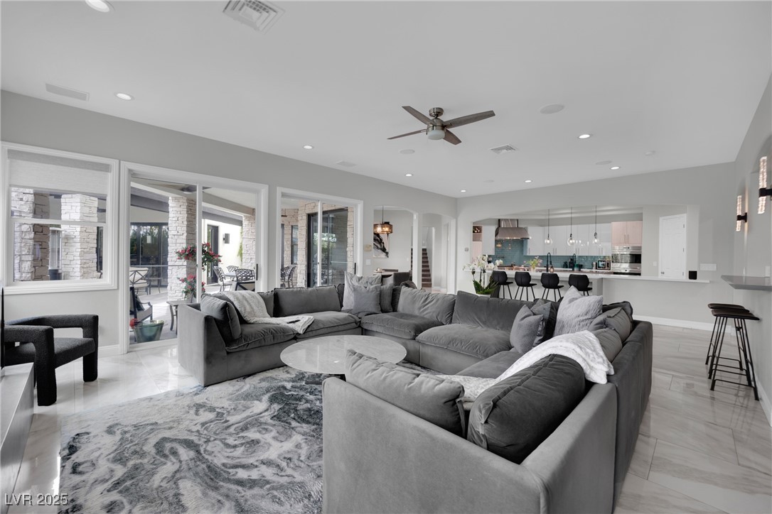 2208 Point Rock Lane