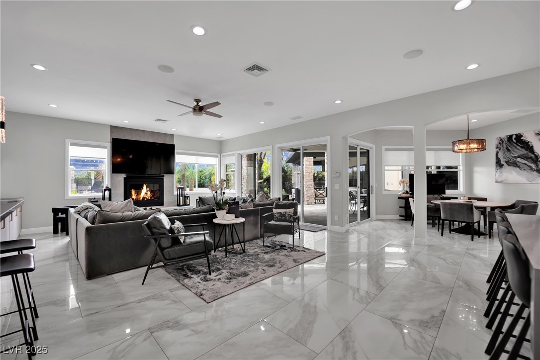 2208 Point Rock Lane