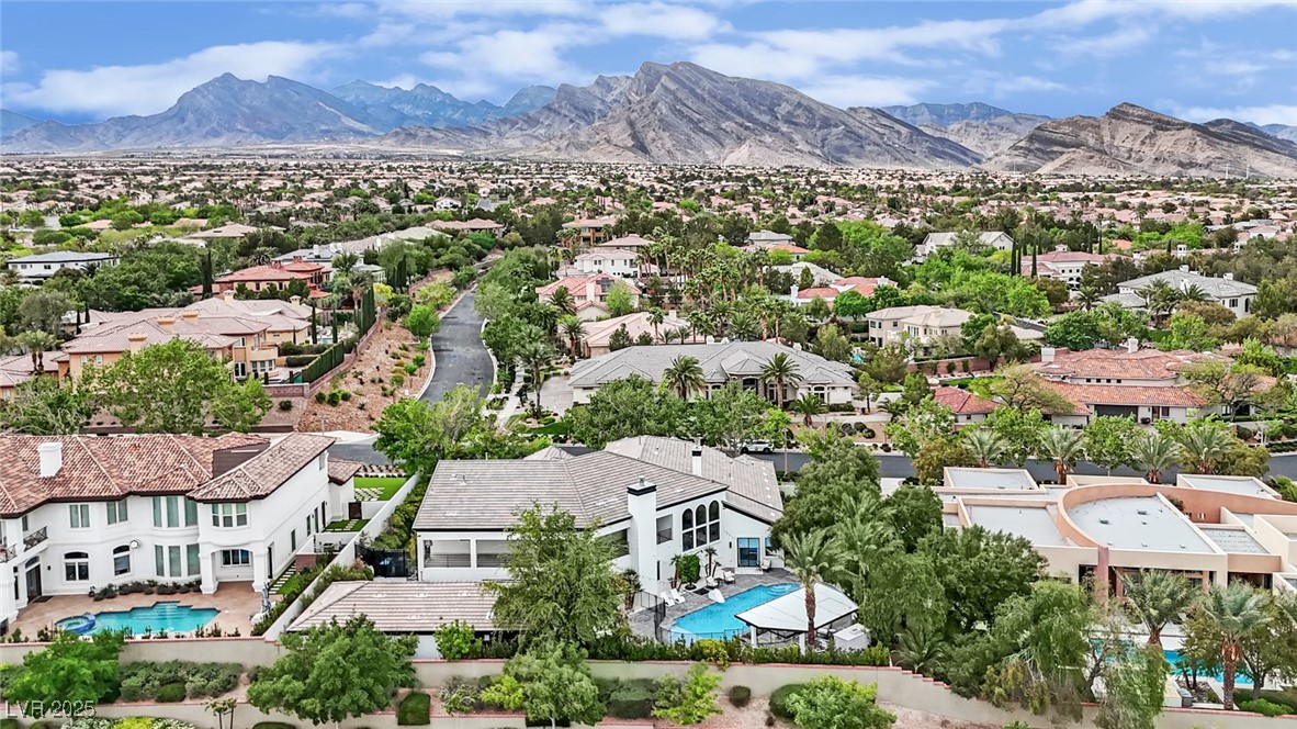 2208 Point Rock Lane