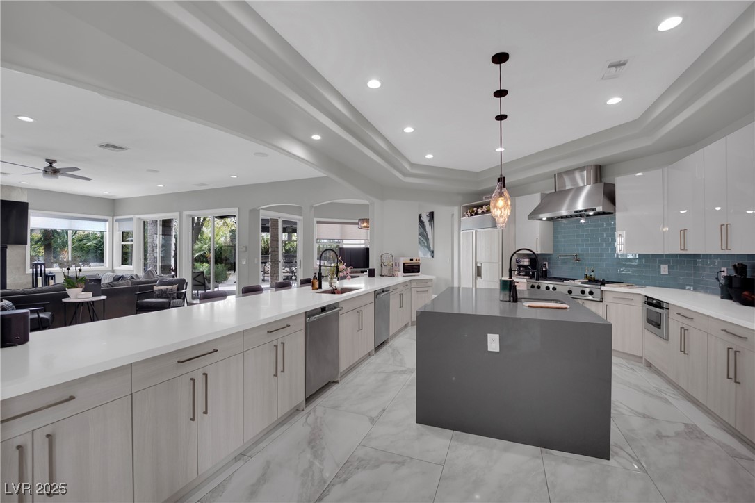 2208 Point Rock Lane