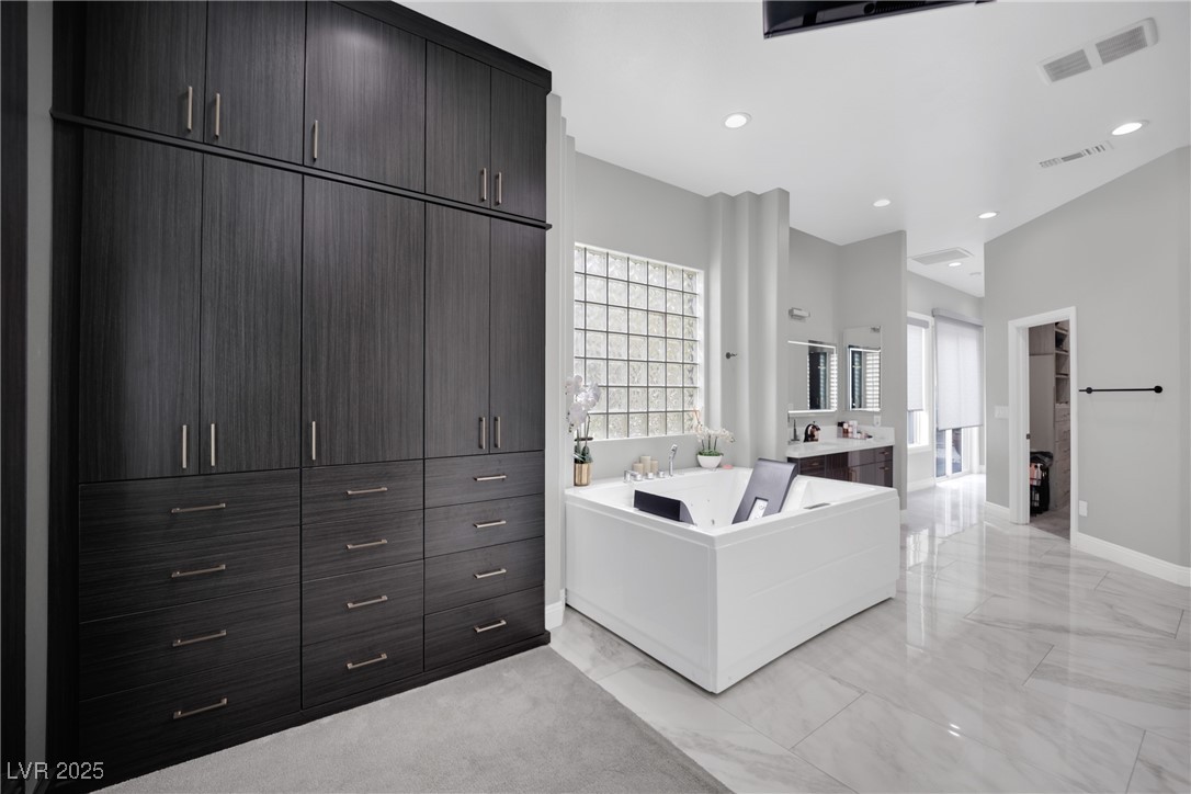 2208 Point Rock Lane