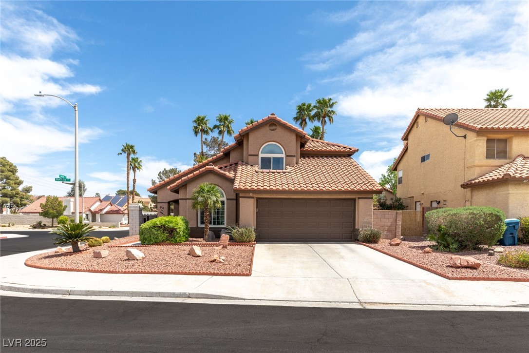94 Fantasia Lane