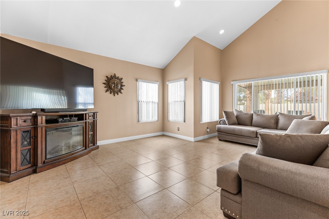 94 Fantasia Lane