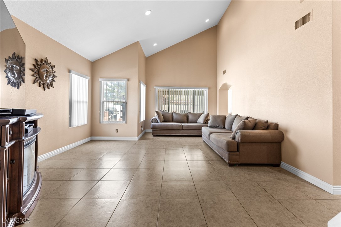 94 Fantasia Lane