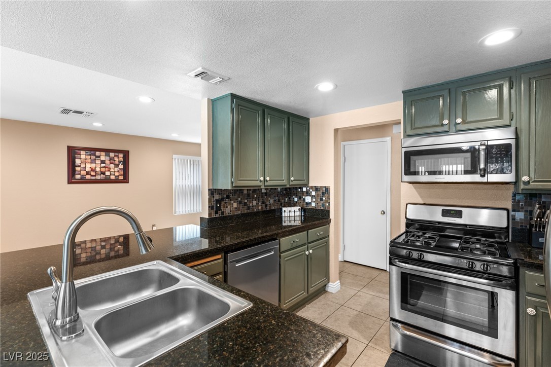 94 Fantasia Lane