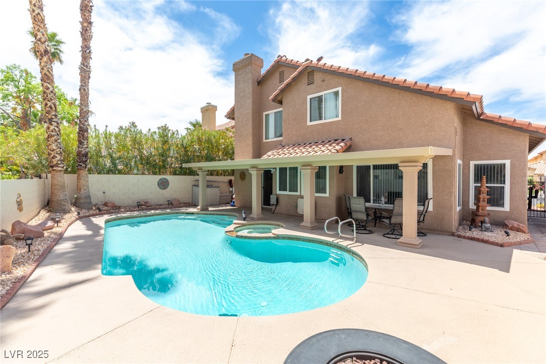 94 Fantasia Lane