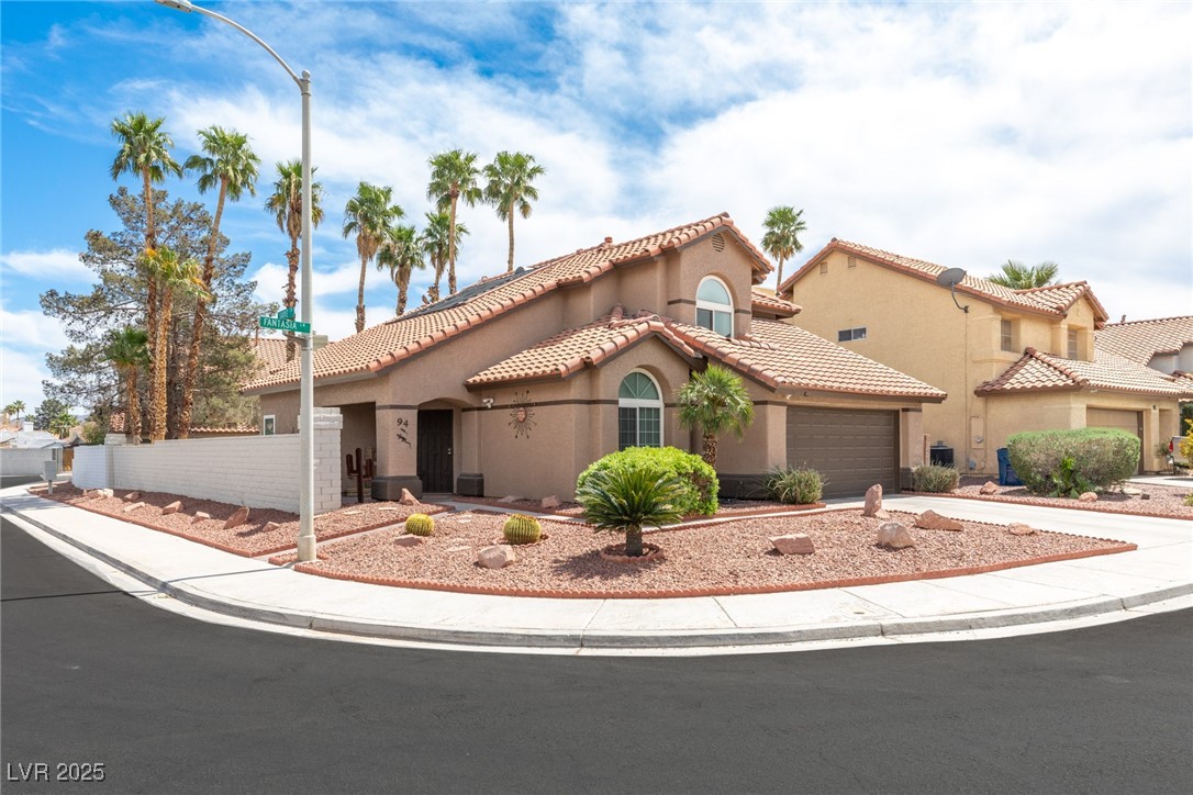 94 Fantasia Lane