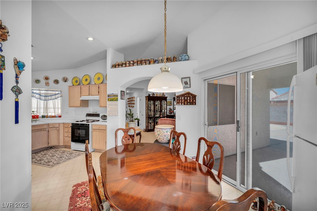 520 Stonehurst Drive