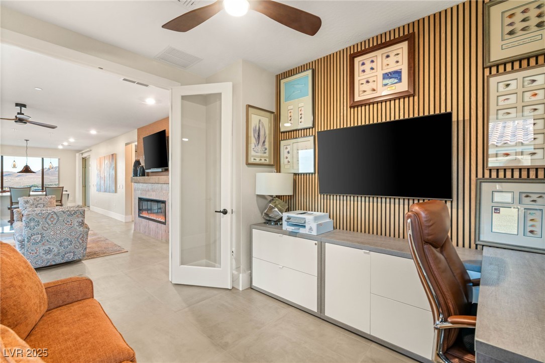 46 Lake Bluff Court