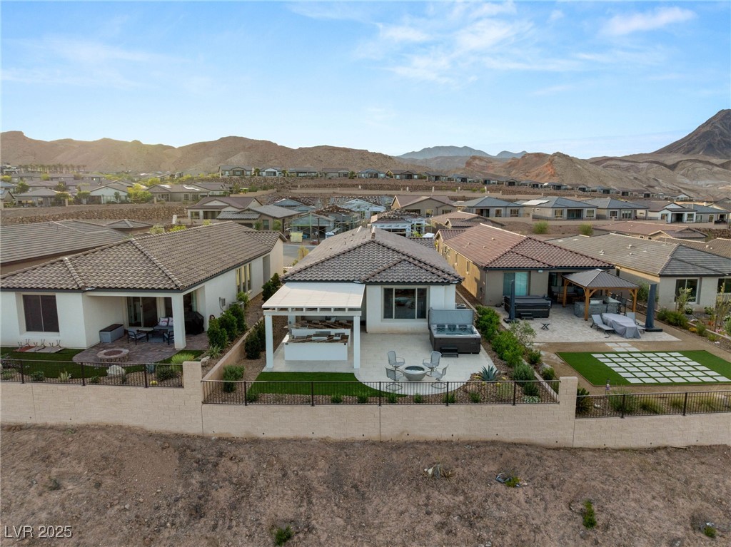 46 Lake Bluff Court