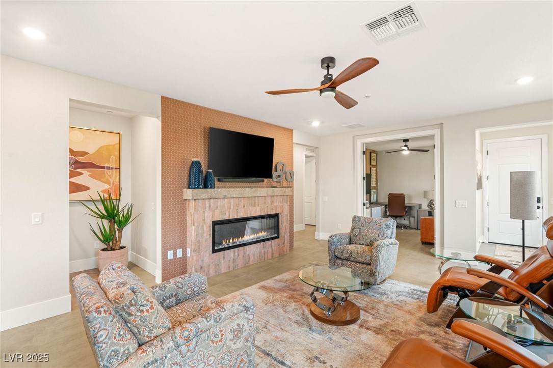 46 Lake Bluff Court