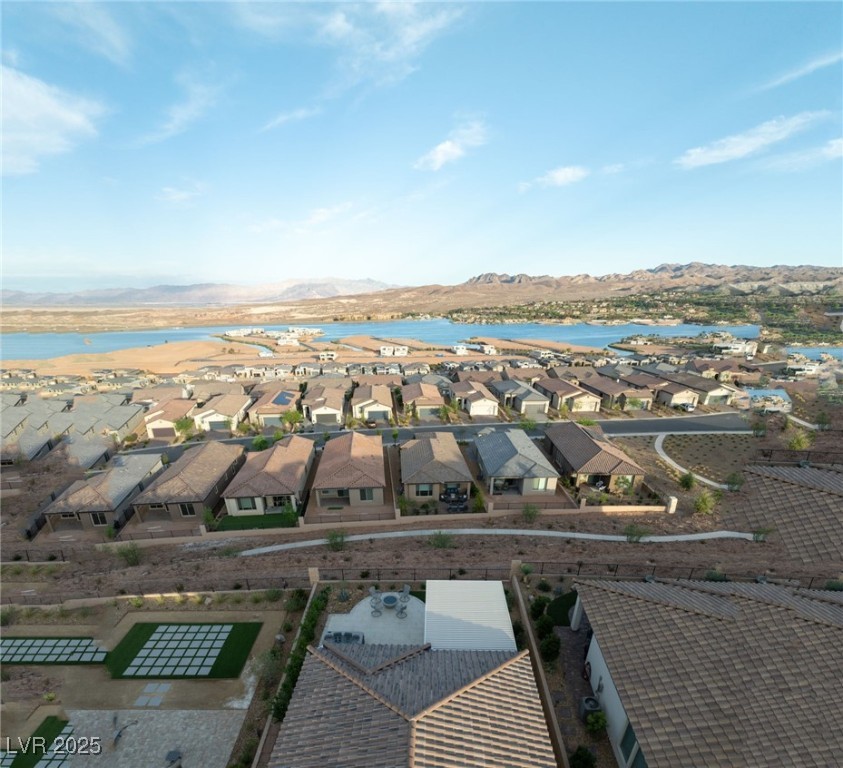 46 Lake Bluff Court