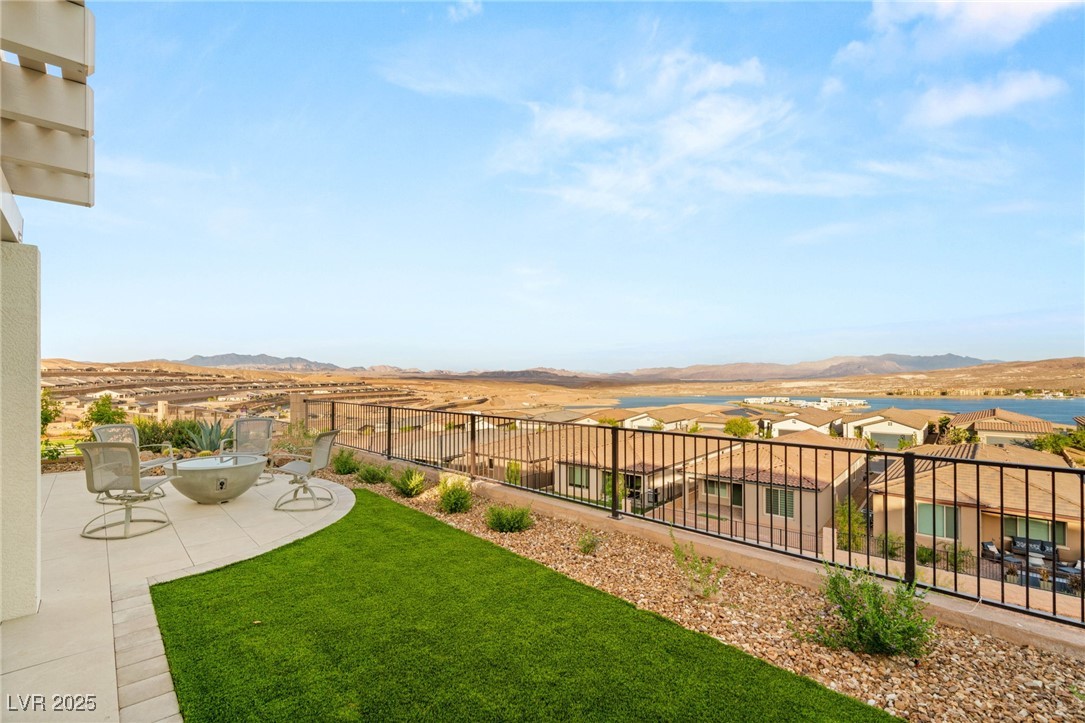 46 Lake Bluff Court