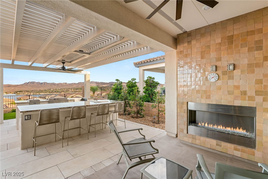 46 Lake Bluff Court