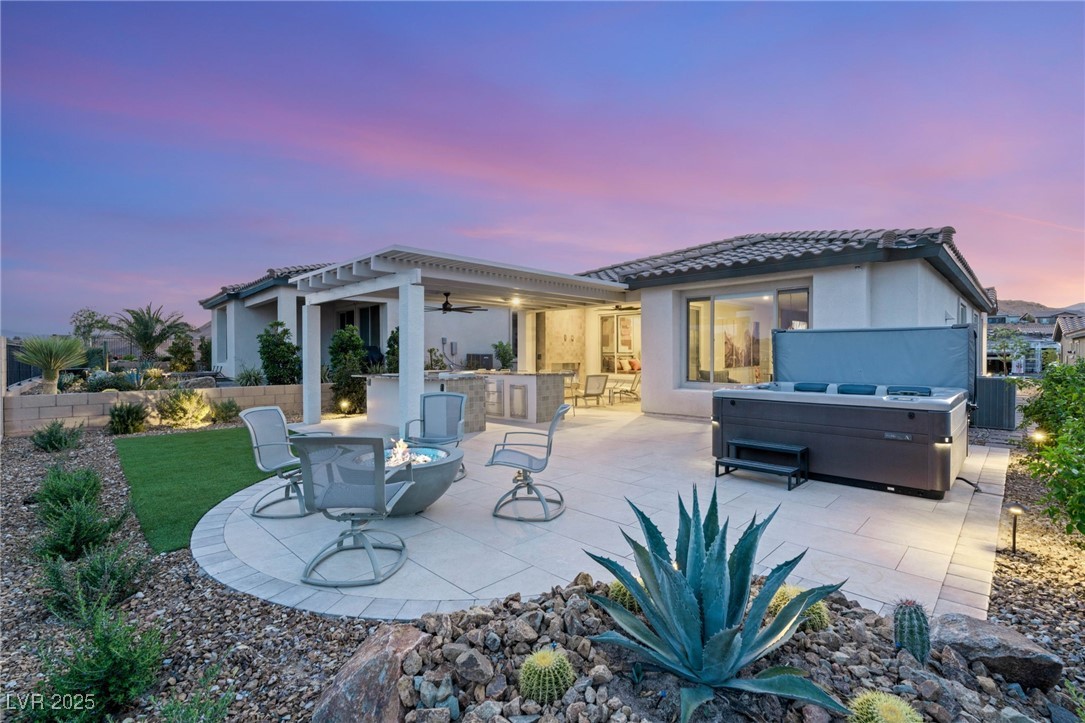 46 Lake Bluff Court